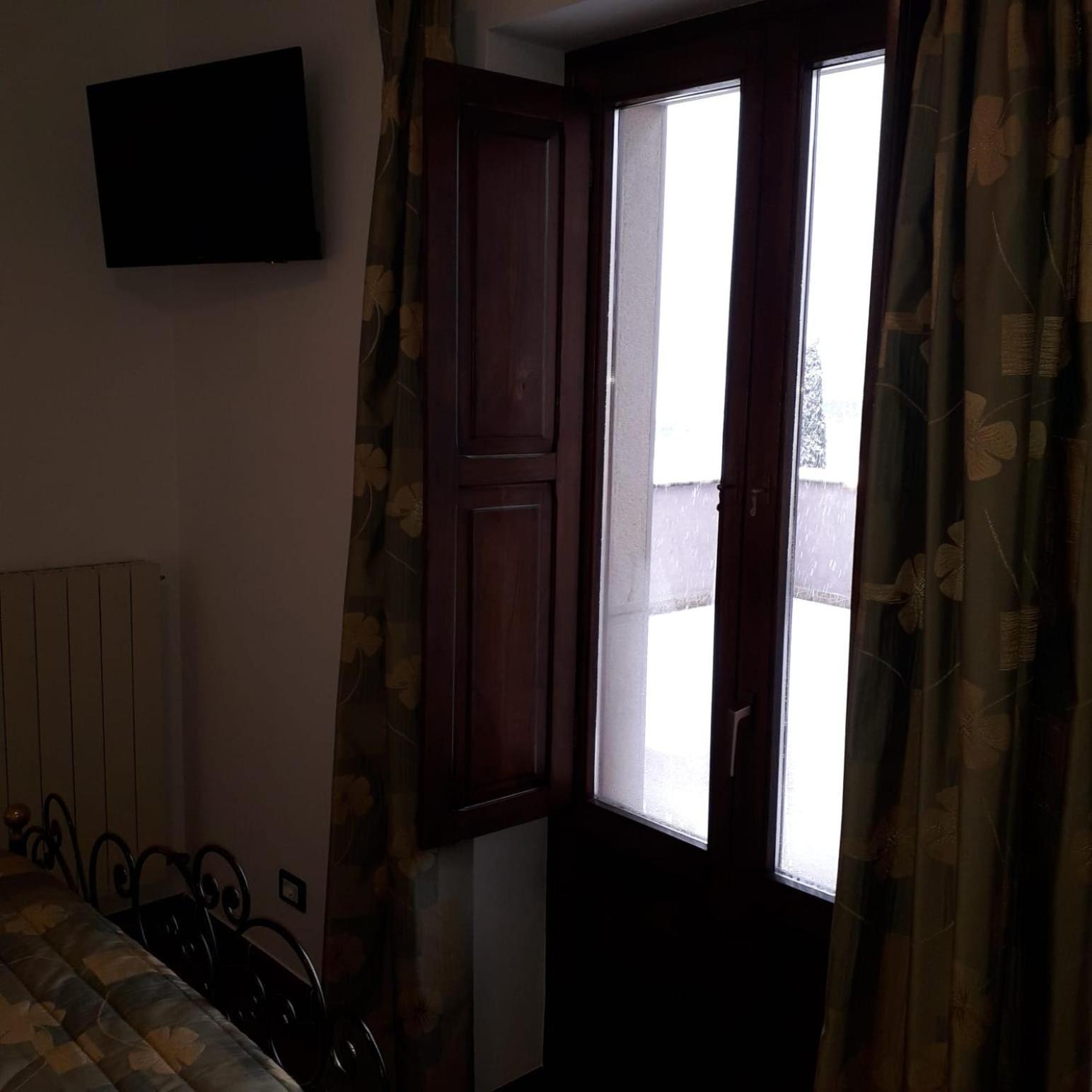Hotel Bucaneve Pescasseroli Eksteriør bilde
